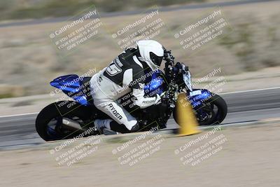 media/Jan-15-2026-Racers Edge (Thu) [[dfebeb70ab]]/2-A Group/Session 3 (Turn 15 Inside Pans)/